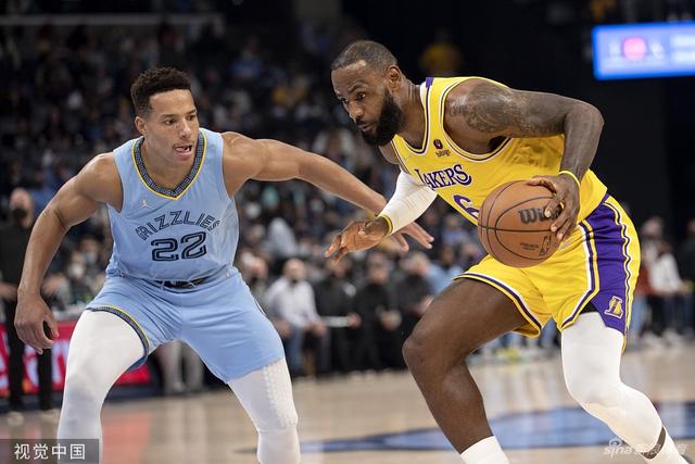 亚历山大29+9+9东契奇手冷 雷霆大胜独行侠1-0